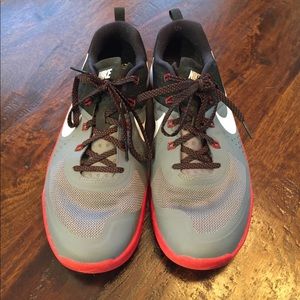 Men’s Nike Metcon size 9.5